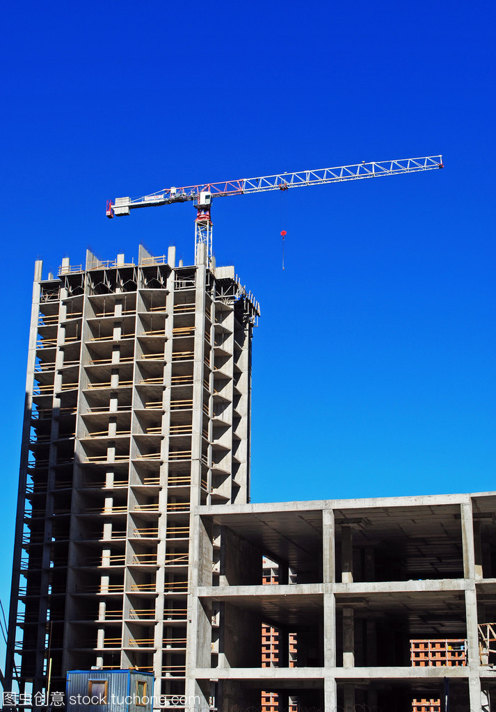 陽光燦爛的日子里，房地產建筑的革新與未來